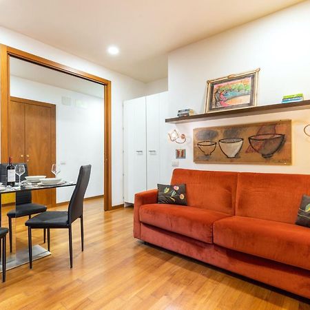 Rome As You Feel - Cozy Apartments In San Giovanni Exterior foto